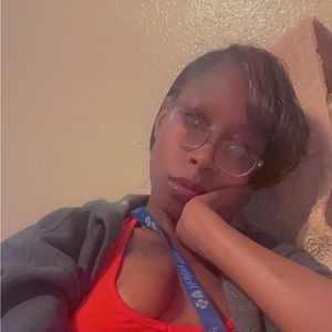 Meet your Posher, Miandra